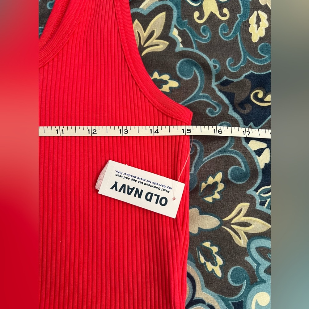 Old Navy crop tank top - NWT